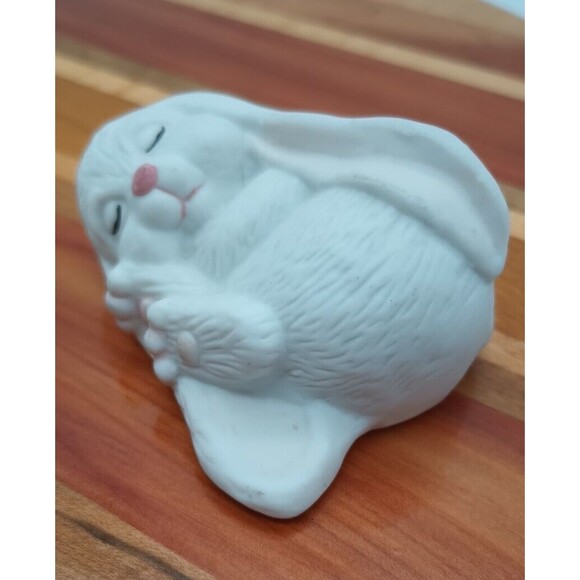 Vtg Trio Of White Bunny Figurines Long Ears Sleepy Cute Easter Spring Cute - Picture 4 of 7